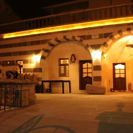别墅 Goeksel's Cave House Ortahisr *
