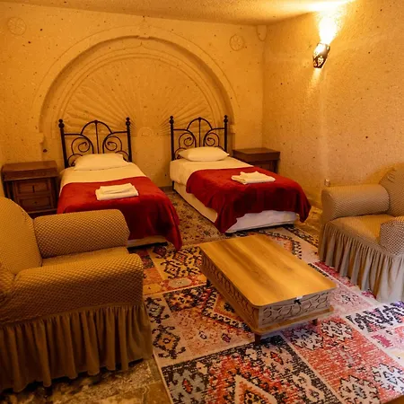 Goeksel's Cave House Ortahisr 别墅 于尔居普