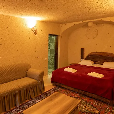 别墅 Goeksel's Cave House Ortahisr *
