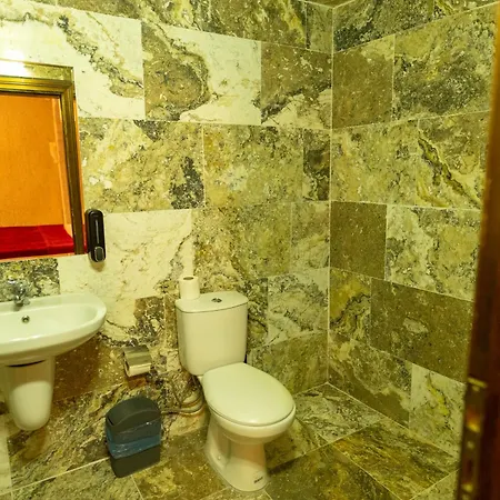 Goeksel's Cave House Ortahisr
