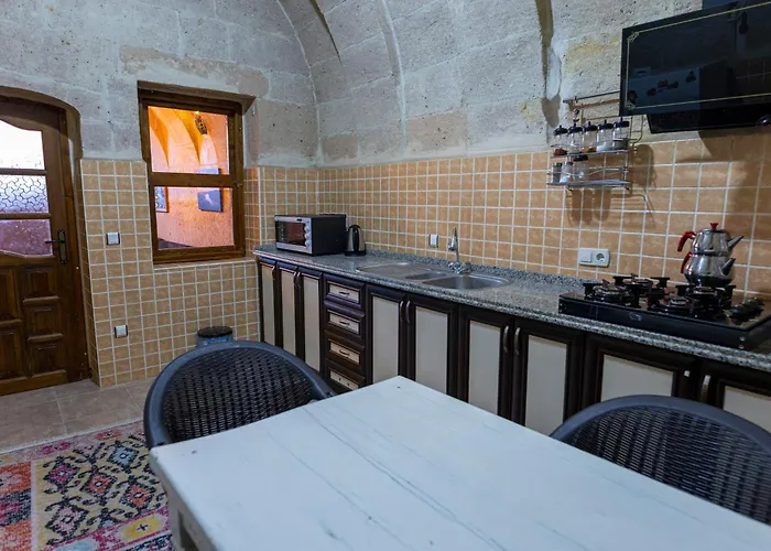 Goeksel's Cave House Ortahisr Ургуп