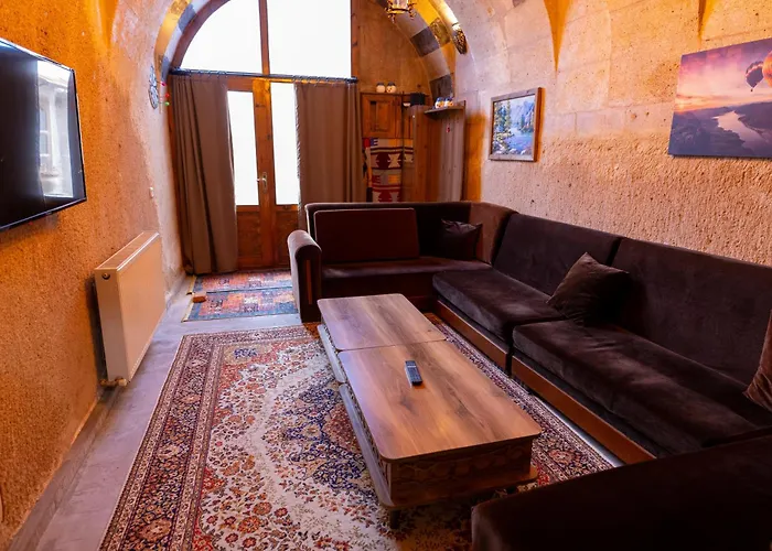 Goeksel's Cave House Ortahisr Вилла Ургуп